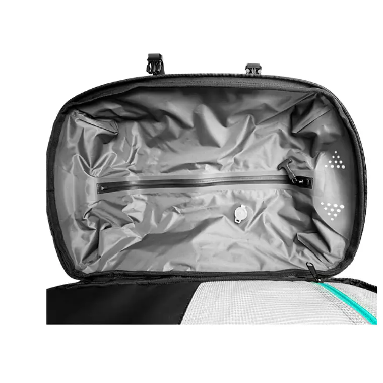 Mochila de Viaje 2 en 1 con Sistema de Compresión al Vacío y Bomba Portátil - Klip Xtreme  5