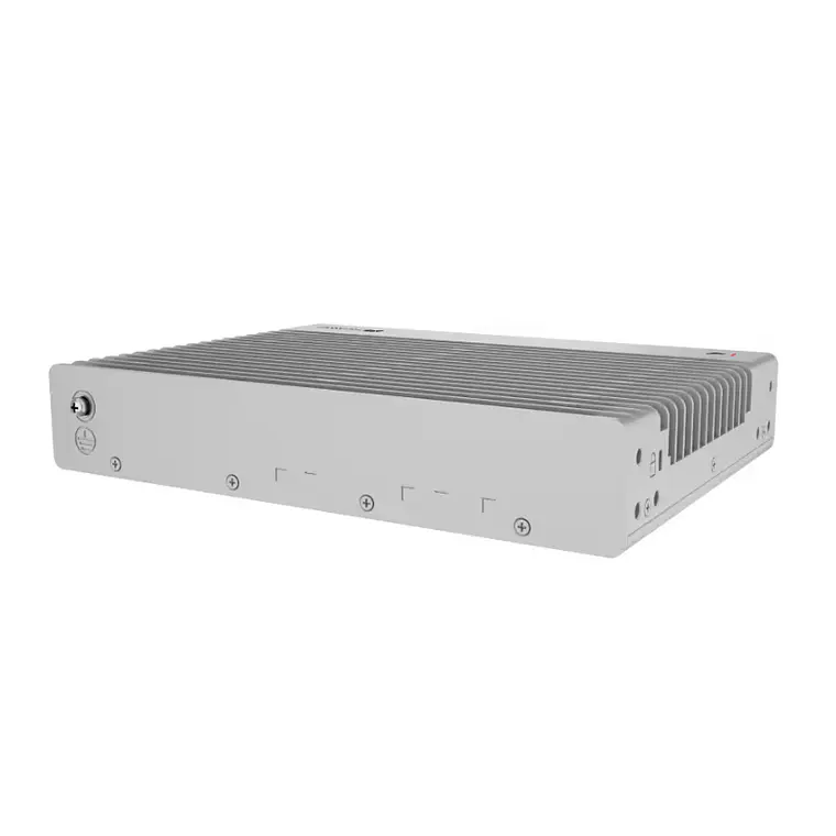 Switch 12 Puertos PoE+ PoE++ 2.5G 10G SFP+ Montaje en Rack 7