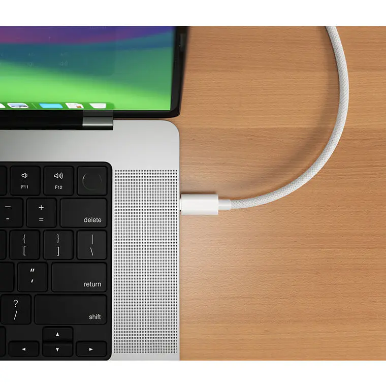 Cable Adaptador USB-C a HDMI 2.4m HyperDrive 4K 60Hz HDR Blanco 6