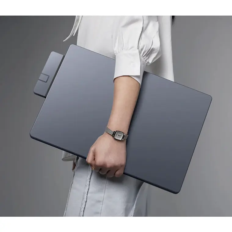 Hub USB-C 7 en 2 HYPER DUO PRO MacBook Pro/Air 100W PD 3