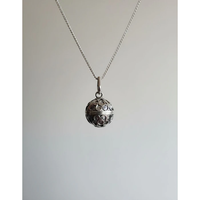 Collar de Plata Colgante 2