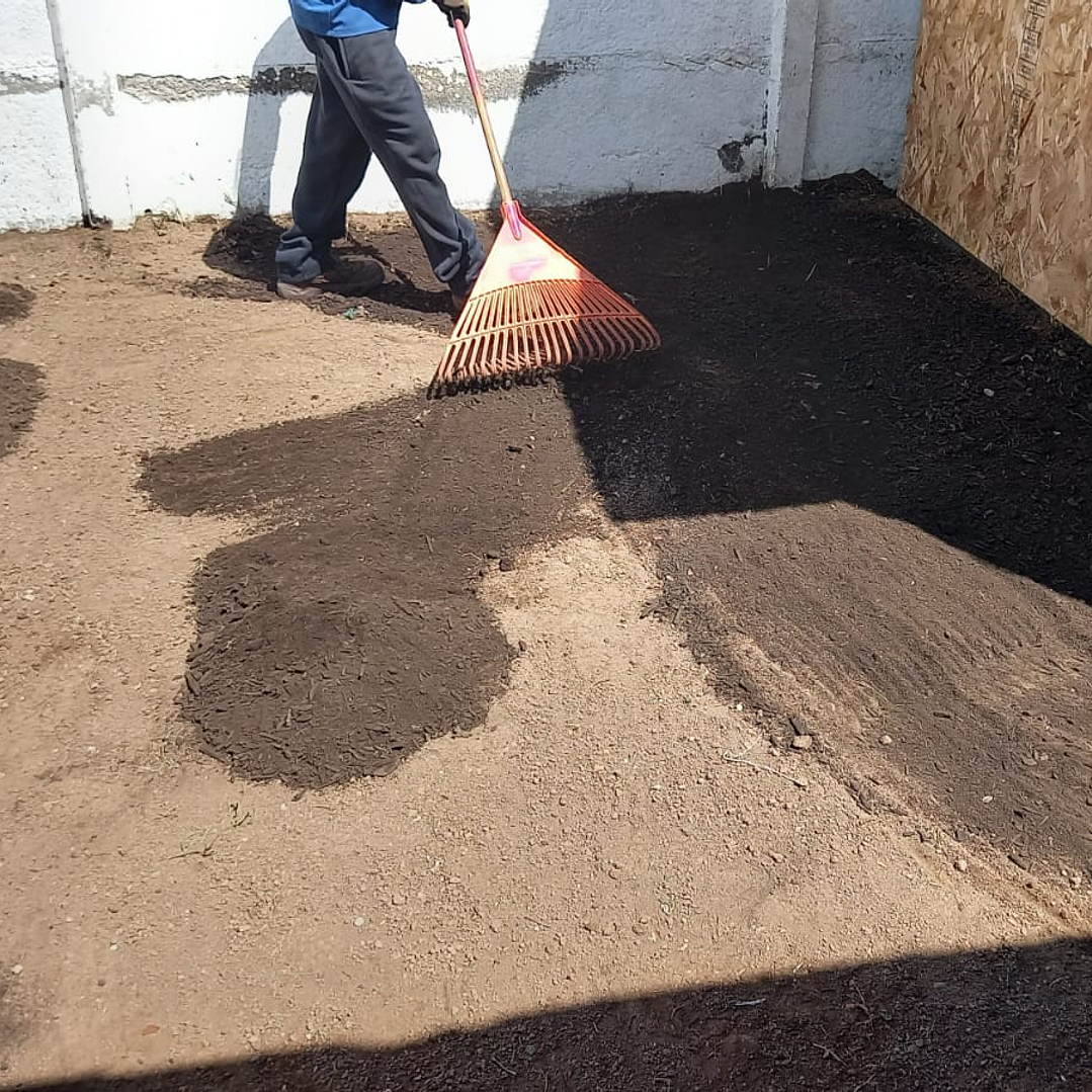 Compost Vegetal 1000 Lt 6