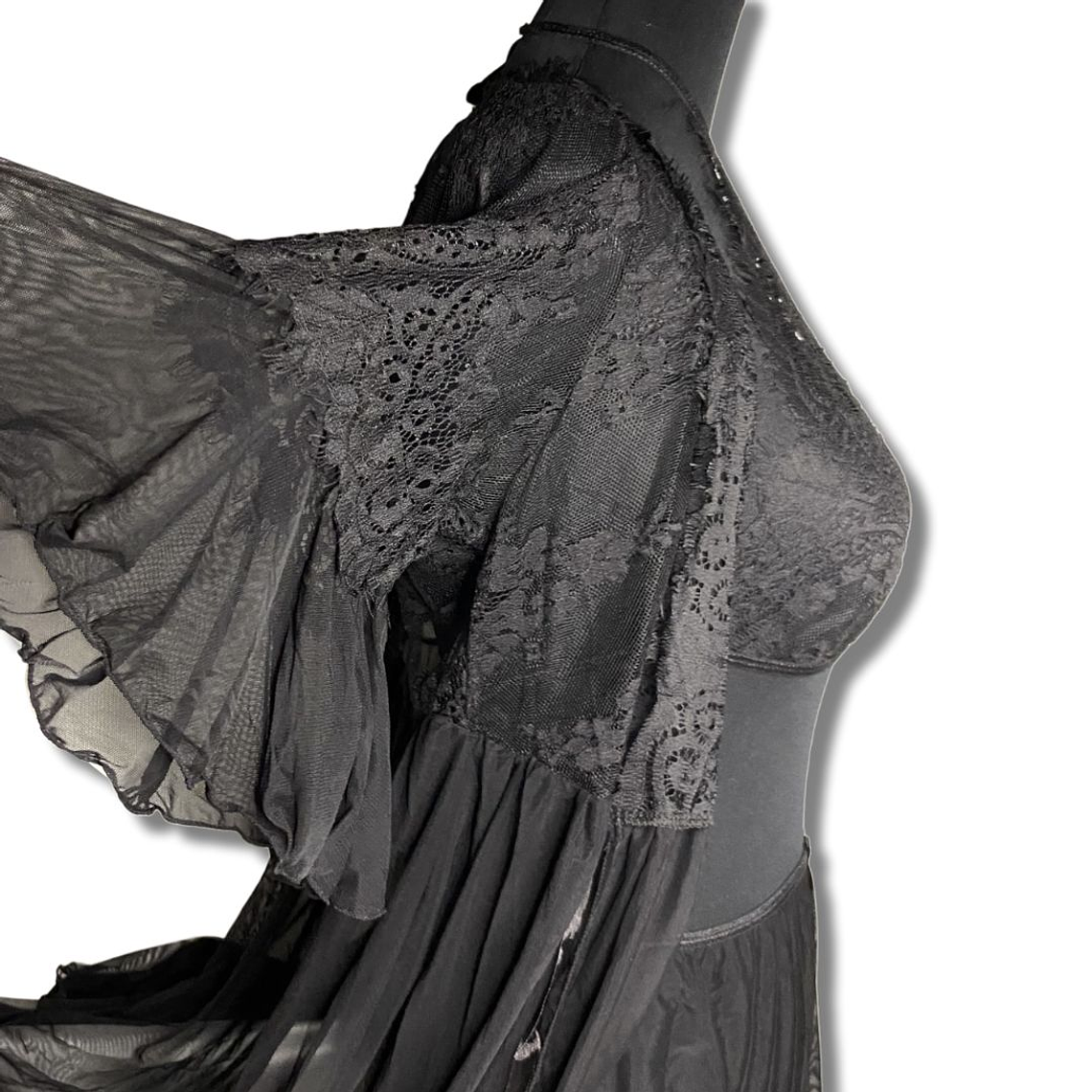 Conjunto encaje negro de 3 piezas  5