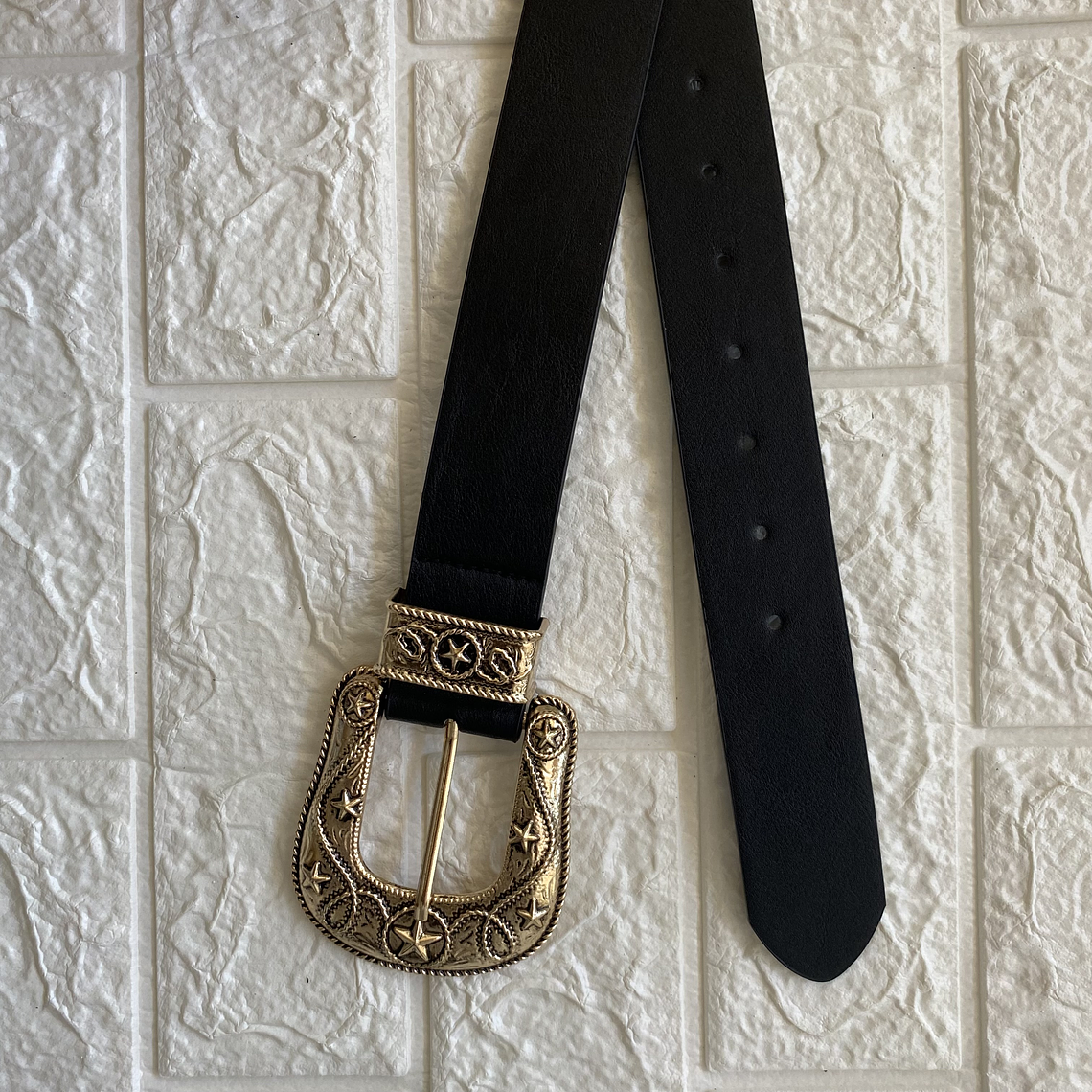 Hebilla y tachas Gold 2