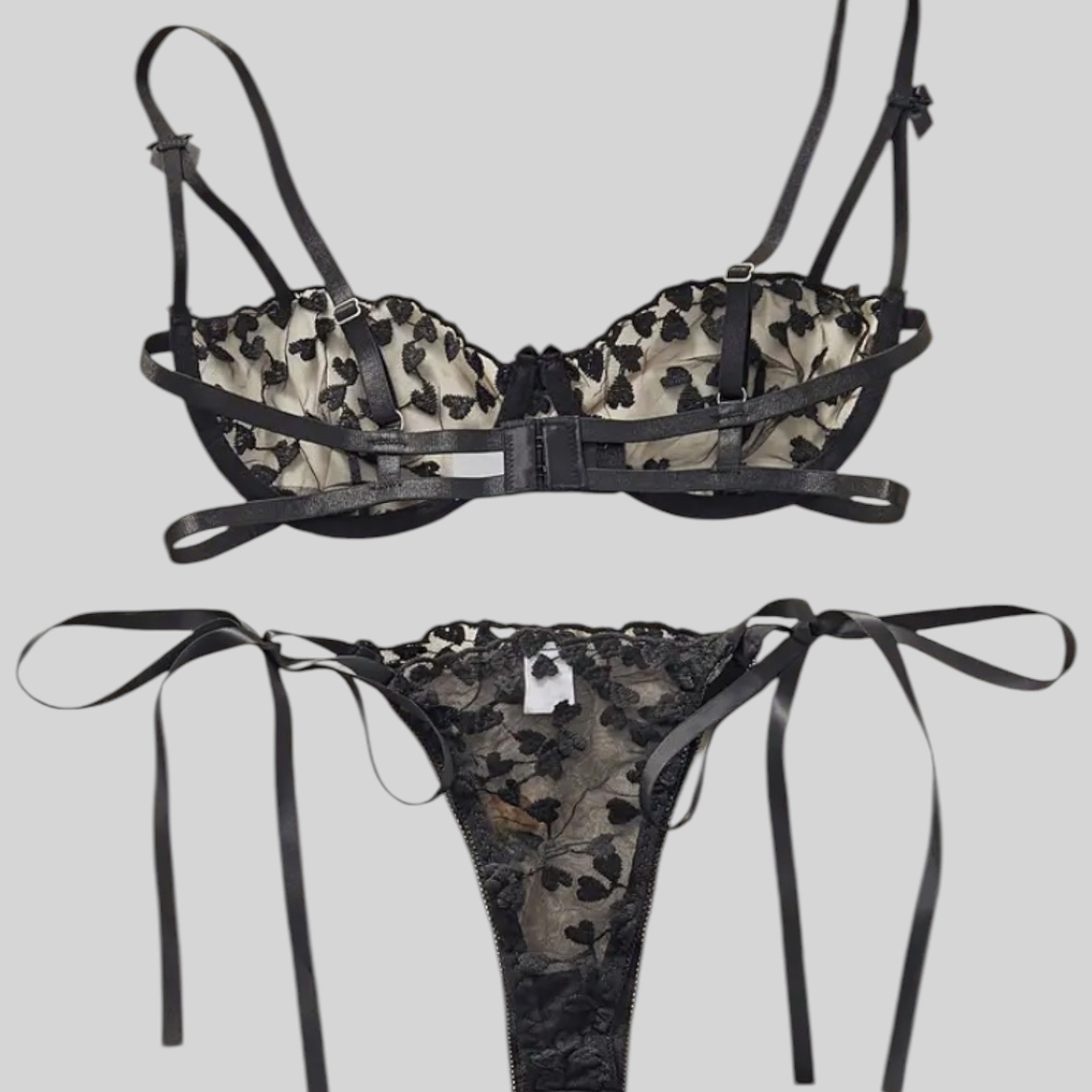 Conjunto encaje corazones Negro 2