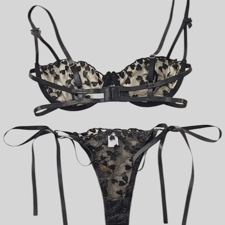 Conjunto encaje corazones Negro 2