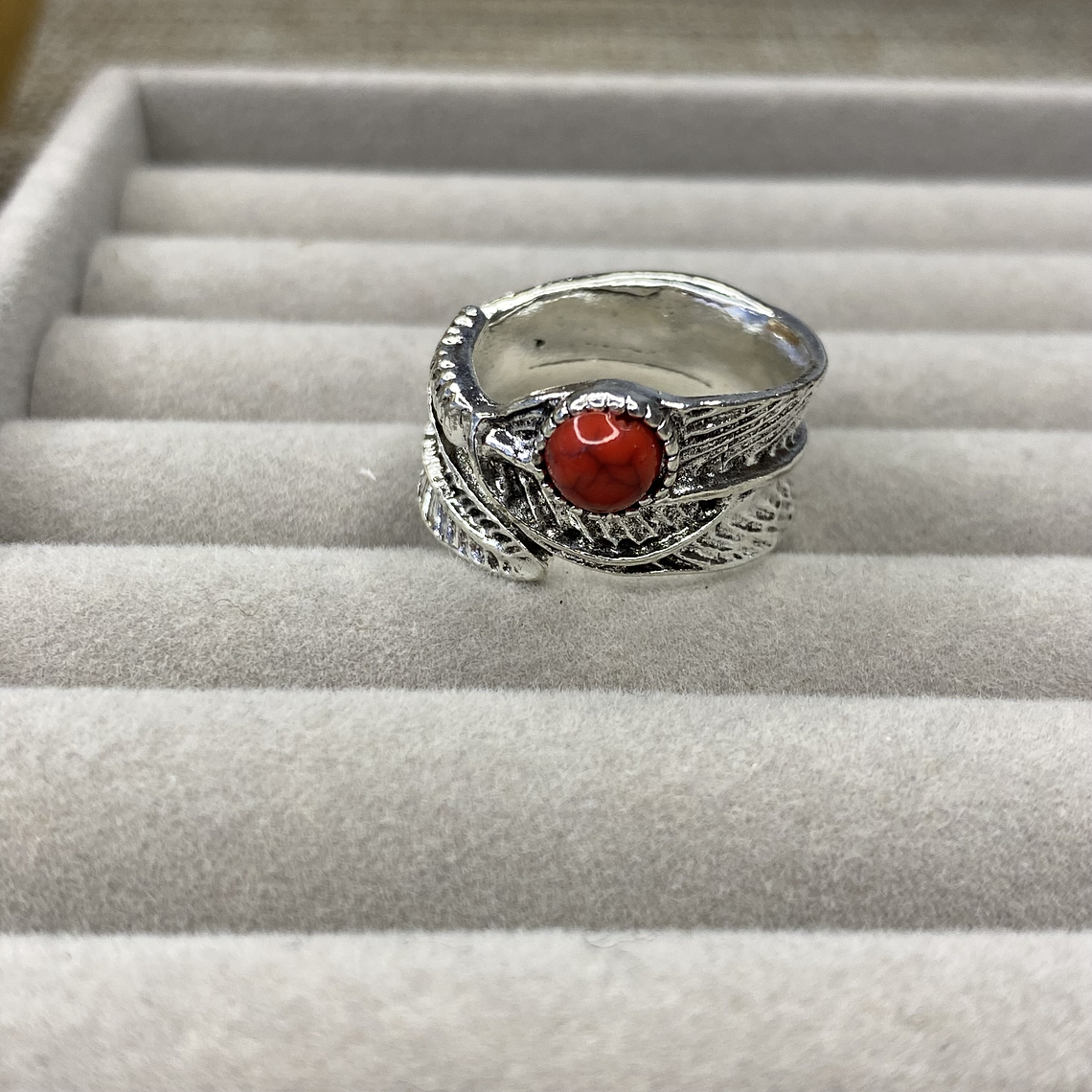 Anillo piedra artificial 3