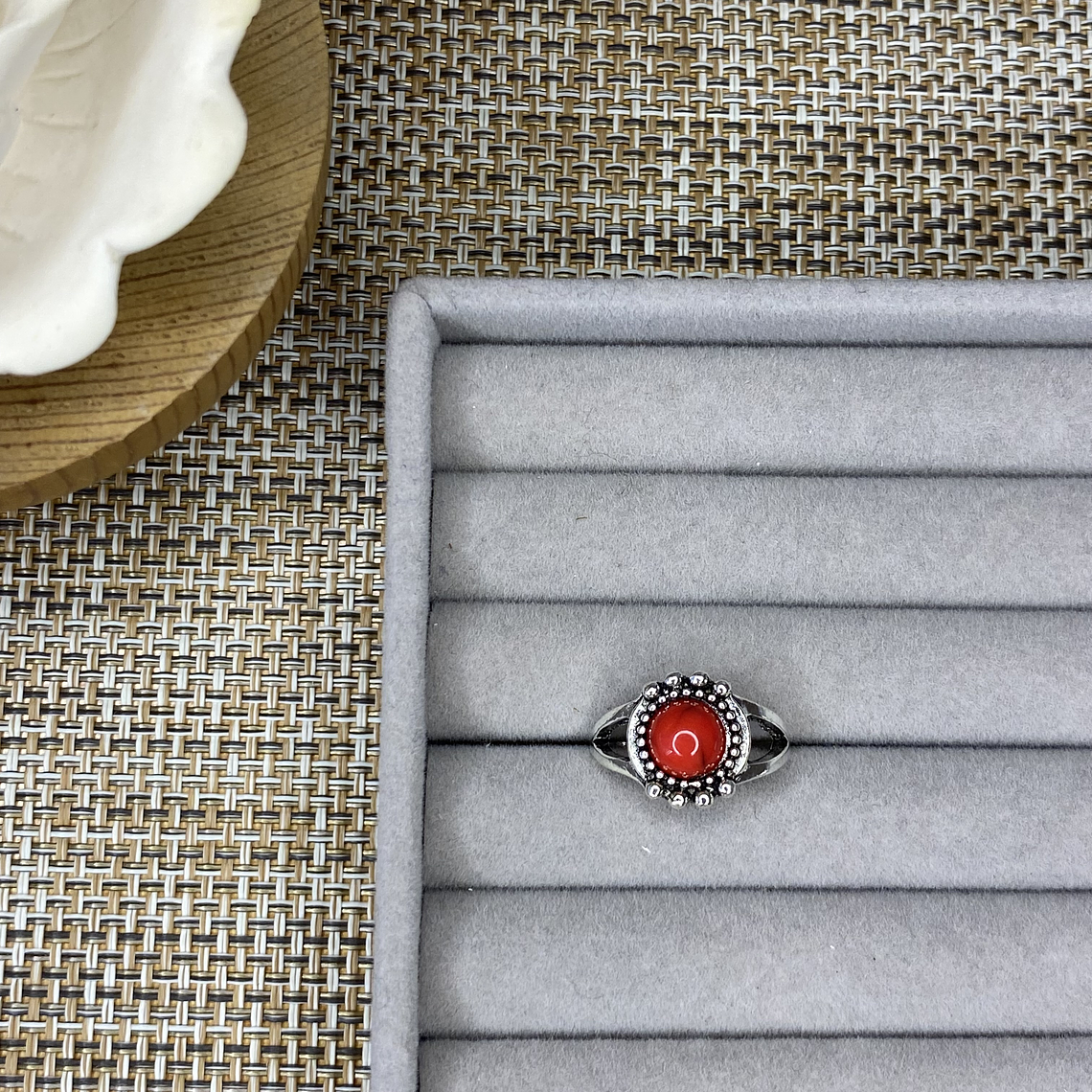 Anillo piedra artificial 1