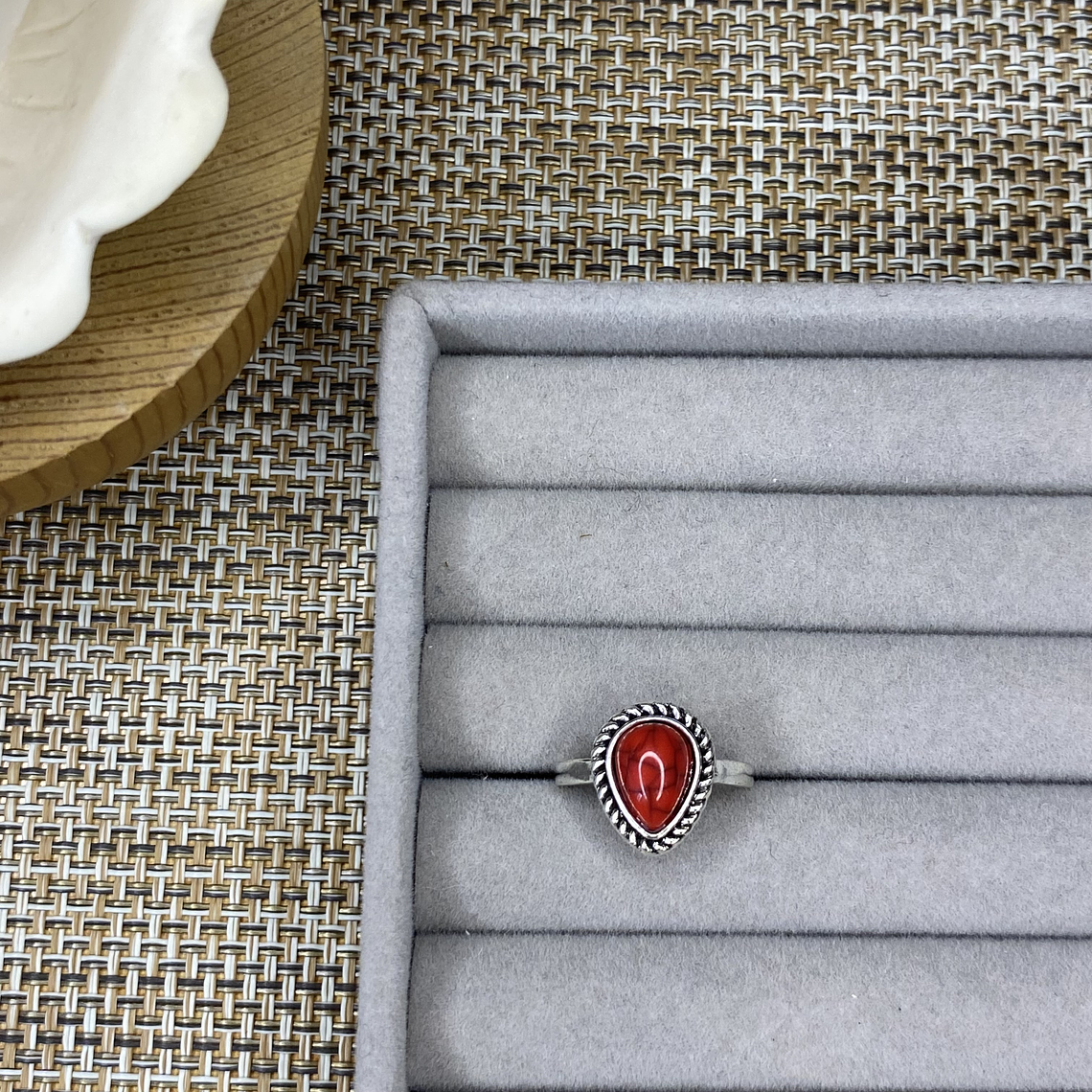 Anillo piedra artificial 1