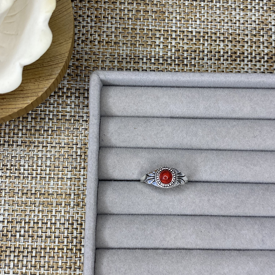 Anillo piedra artificial 1