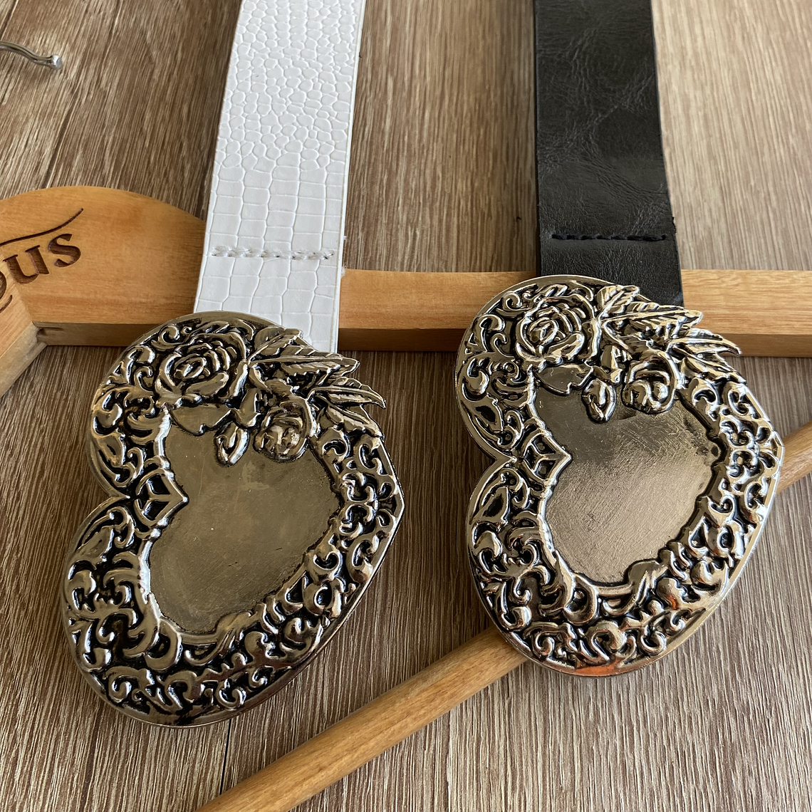 Hebilla corazón opaco 2