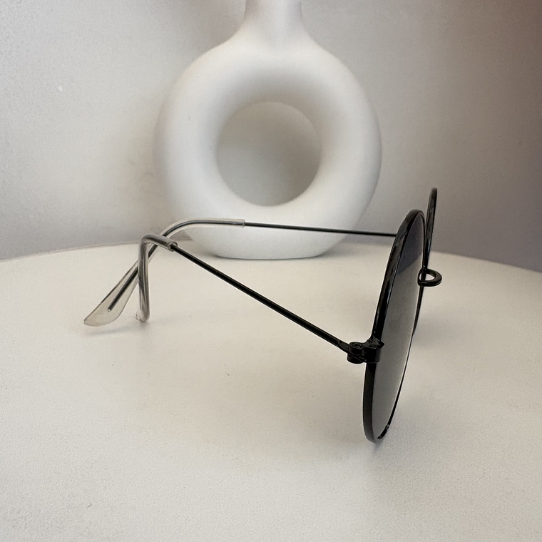 Modelo Retro Black 3