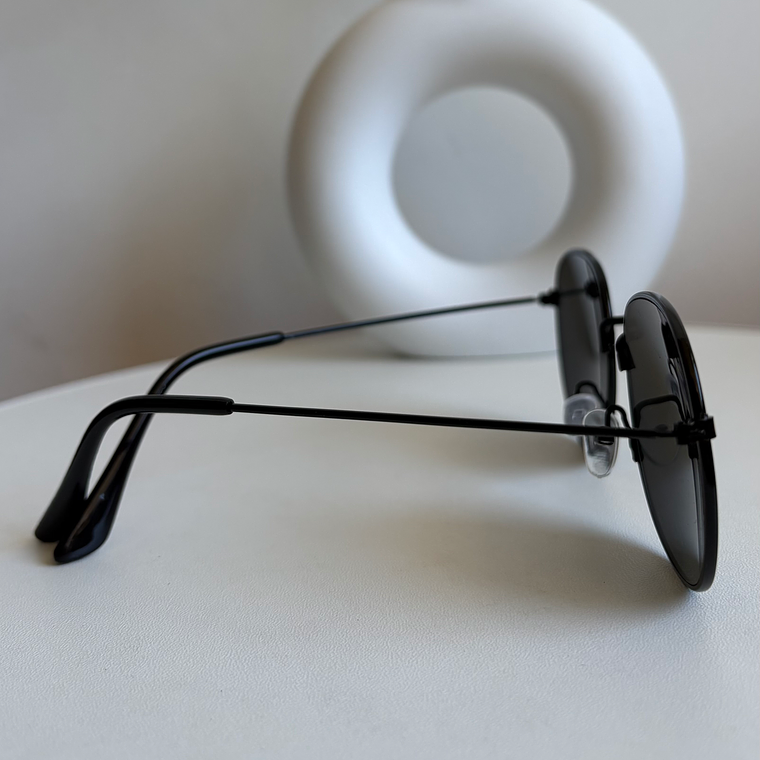 Modelo Retro Black 3