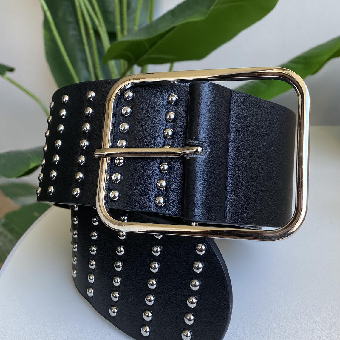 Cinturon tachas Negro 3