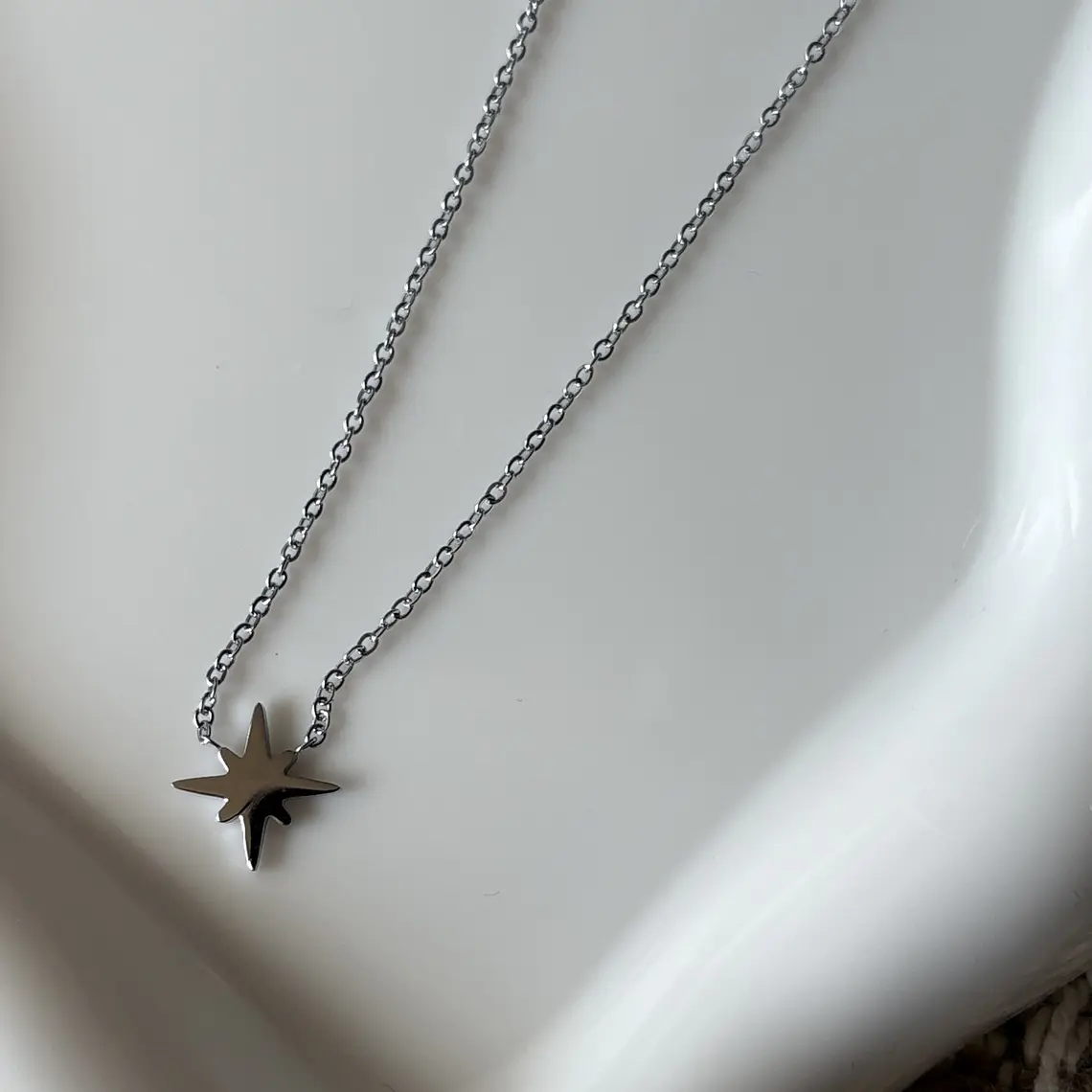 Collar estrella fina 1