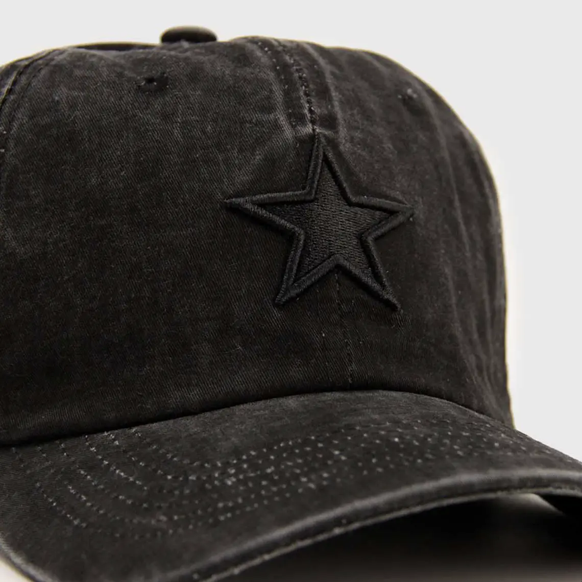 Gorra Estrella Negra 4