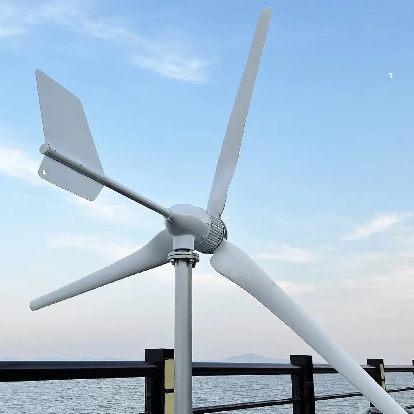 6000W Horizontal Wind Turbine, 24V/48V with MPPT | Nova Bliss 3