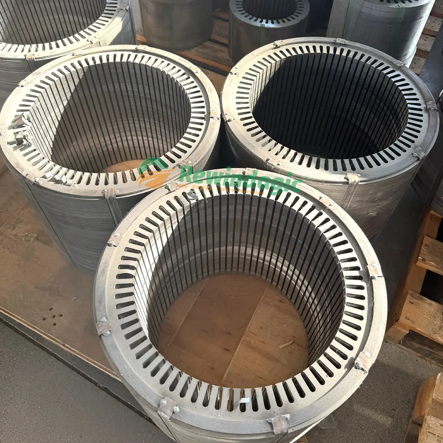 20KW 30KW 80KW 100KW Permanent Magnet Generator 110V 220V 380V 50Hz Generator AC Generator 300RPM Magnetic Dynamo 5