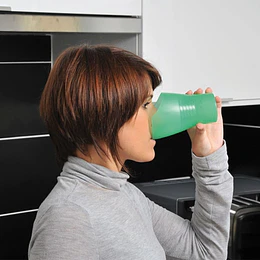 Copo Sem Inclinação de Cabeça