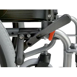 Cadeira de Rodas Celta Standard (Rodas de Extracção)