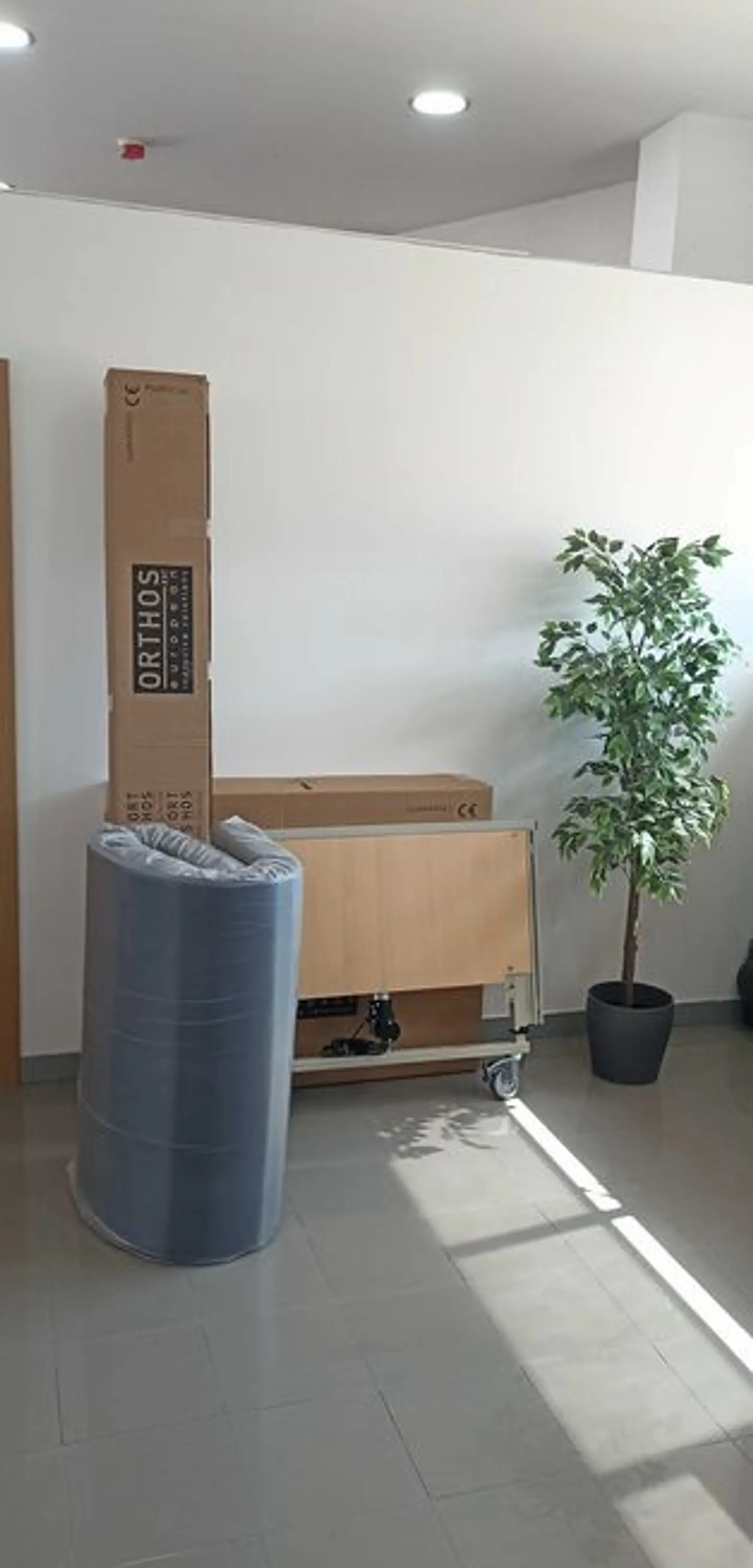 Cama Hospitalar -  Como Nova 1