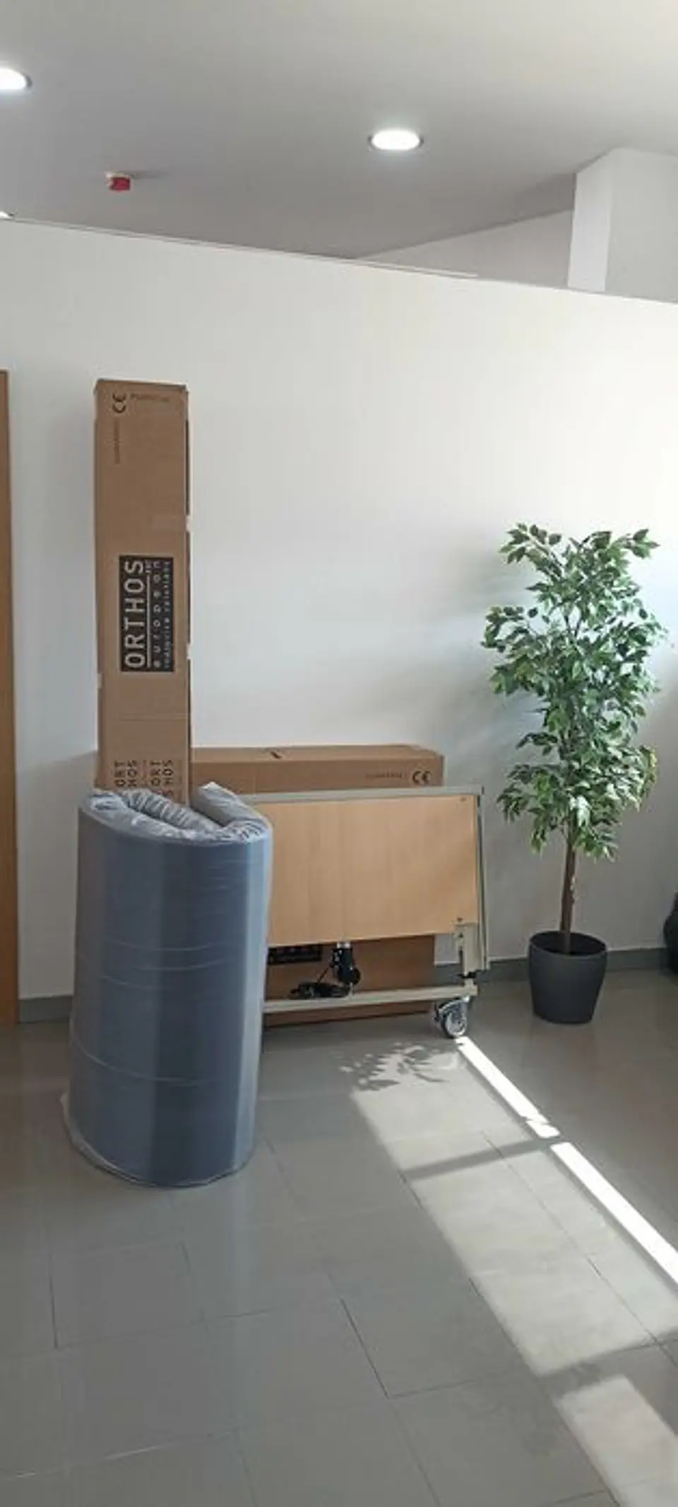 Cama Hospitalar -  Como Nova 1