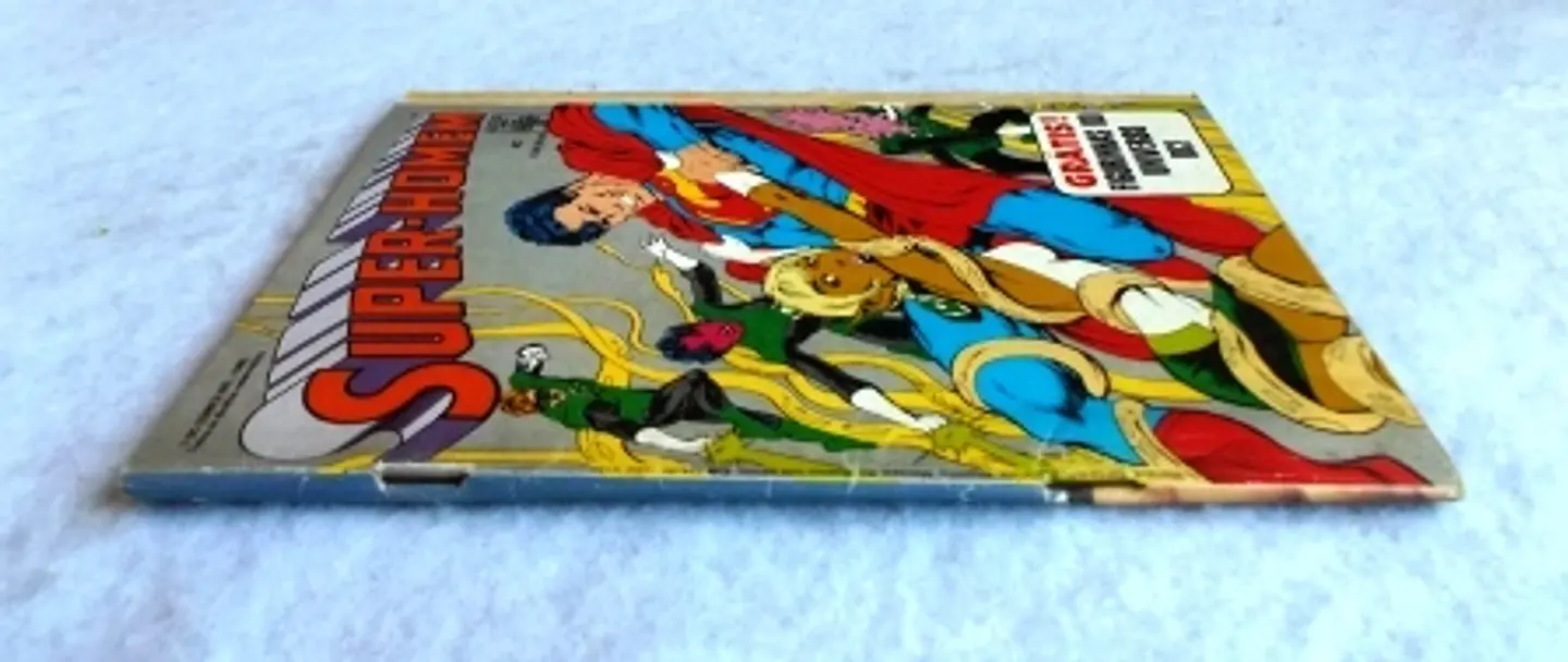 Super-Homem 047 | Com cromos DC 3