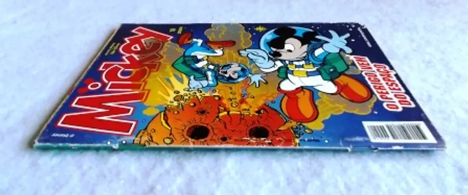 Mickey 18 3