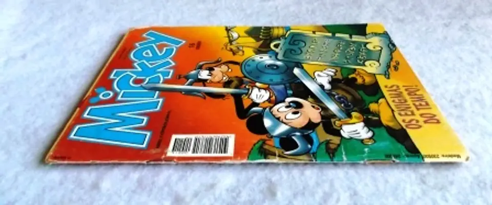 Mickey 16 3
