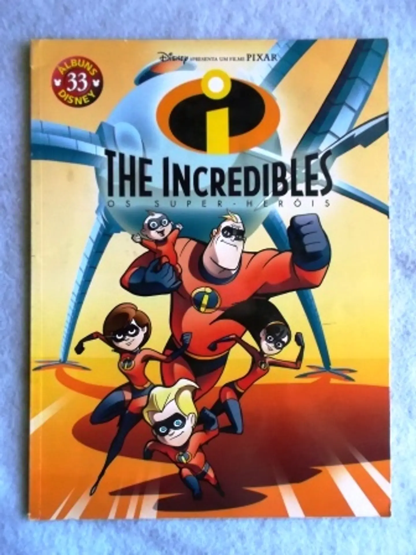 Álbuns Disney 33 | The Incredibles 1