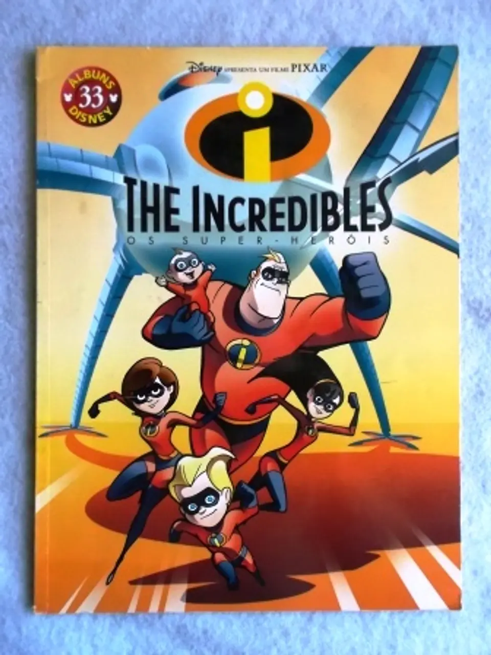 Álbuns Disney 33 | The Incredibles 1