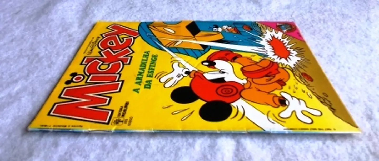 Mickey 105 3