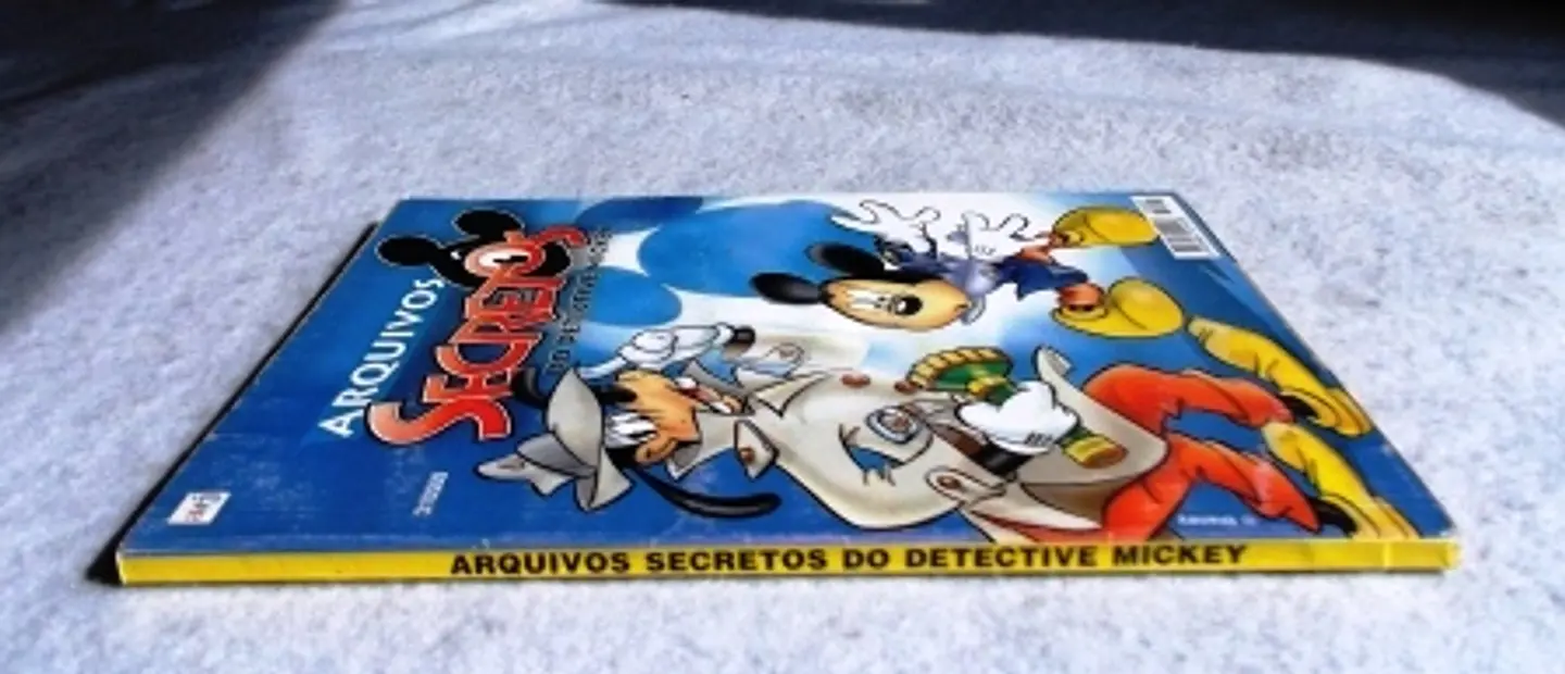 Arquivos secretos do detective Mickey 3