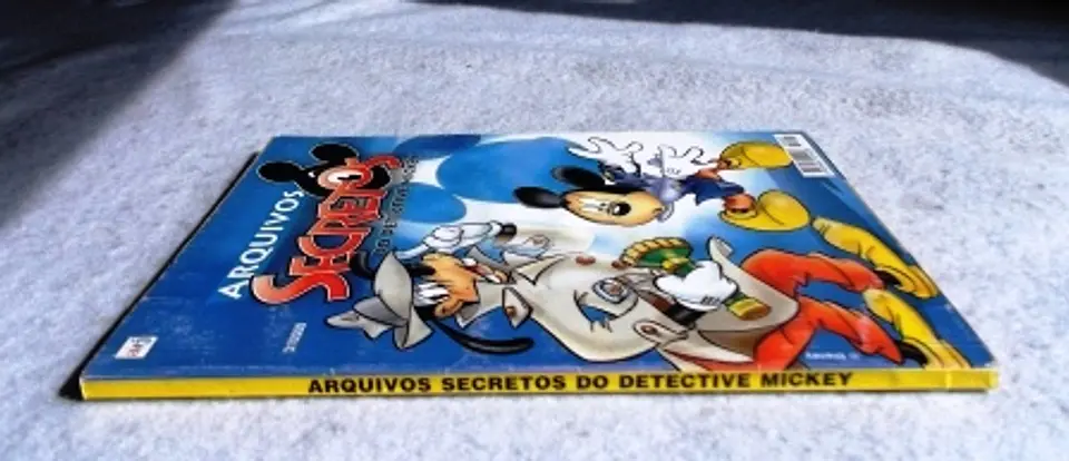 Arquivos secretos do detective Mickey 3