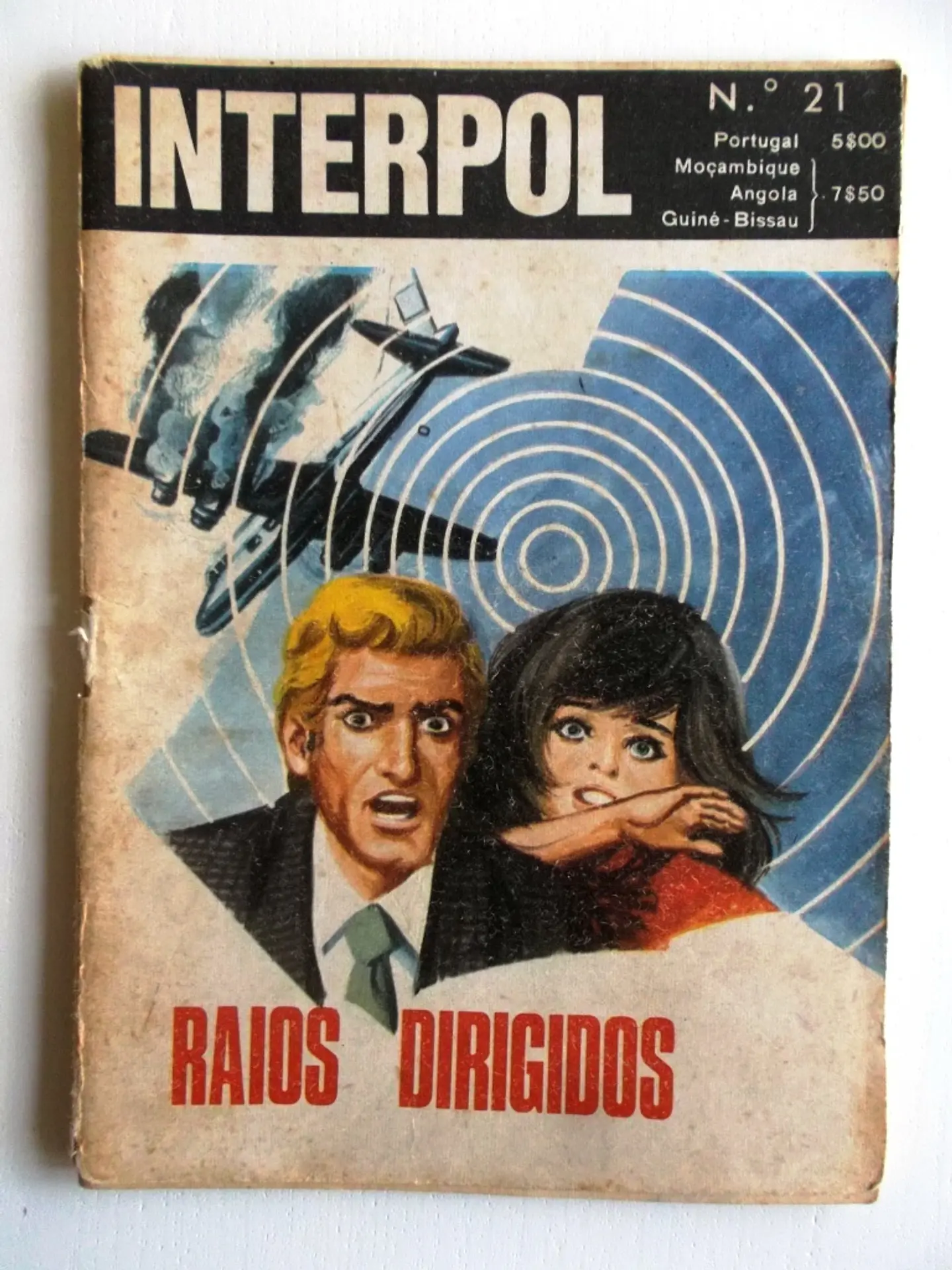 Interpol 21 | Com cromo 1