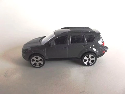Citroen C-Crosser