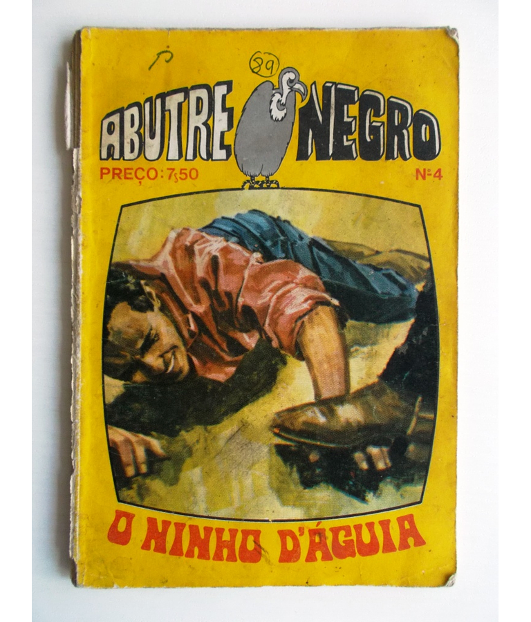 Abutre Negro 04