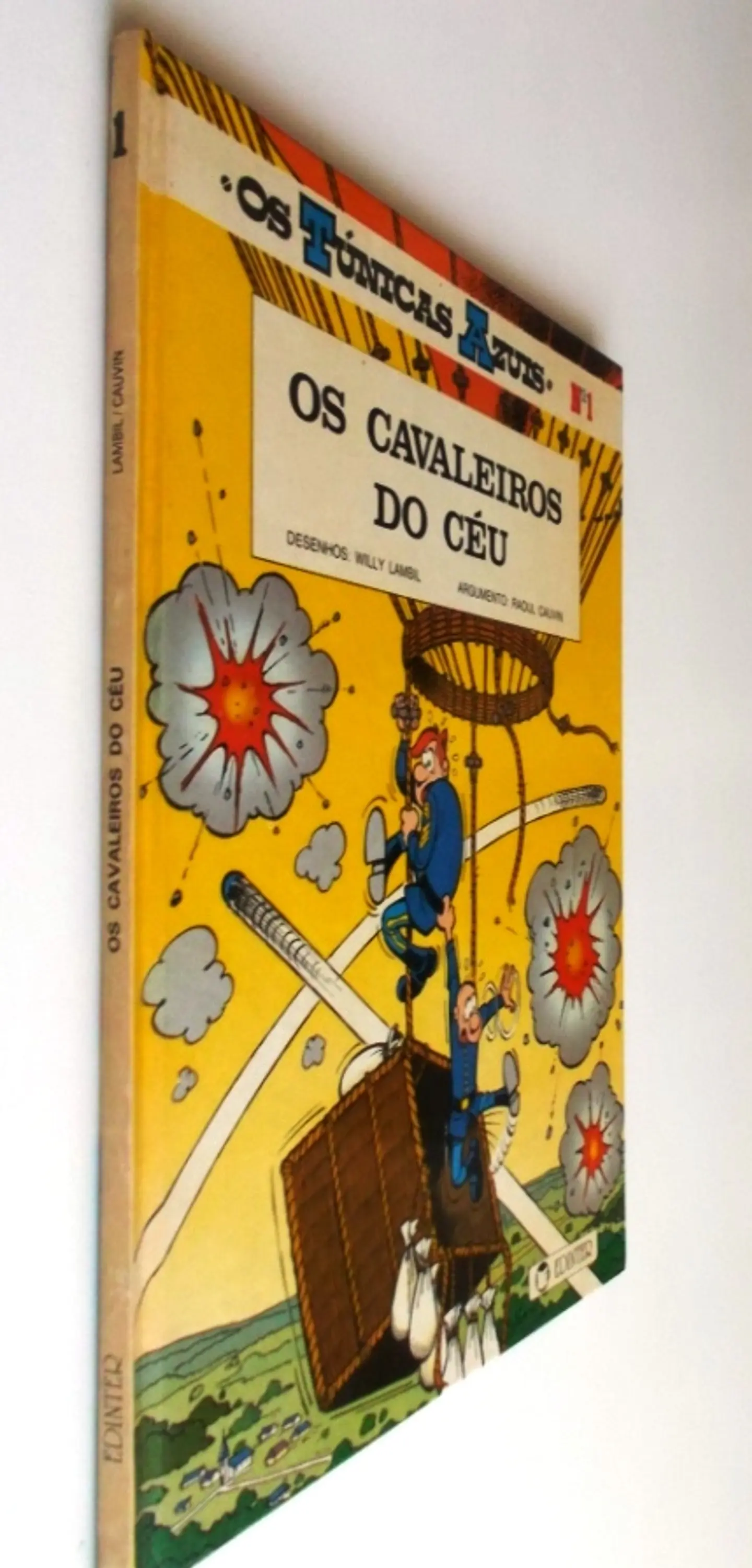Os Túnicas Azuis 01 - Os cavaleiros do céu 3