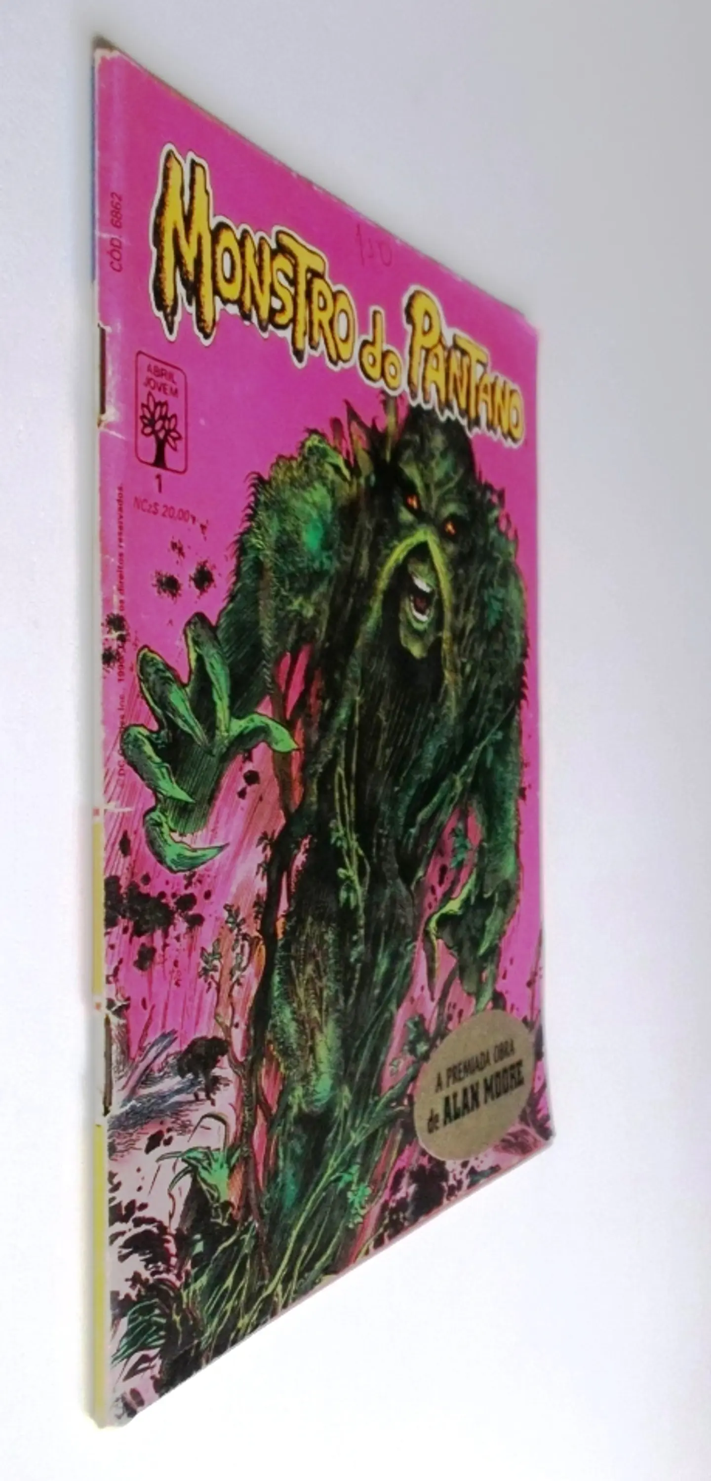 Monstro do Pântano 01 3
