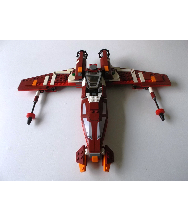 9497 - Republic Striker-class Starfighter