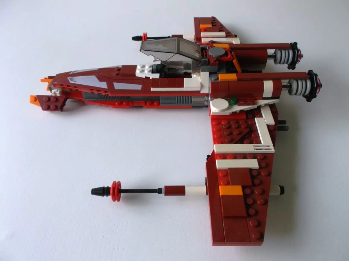 9497 - Republic Striker-class Starfighter 4