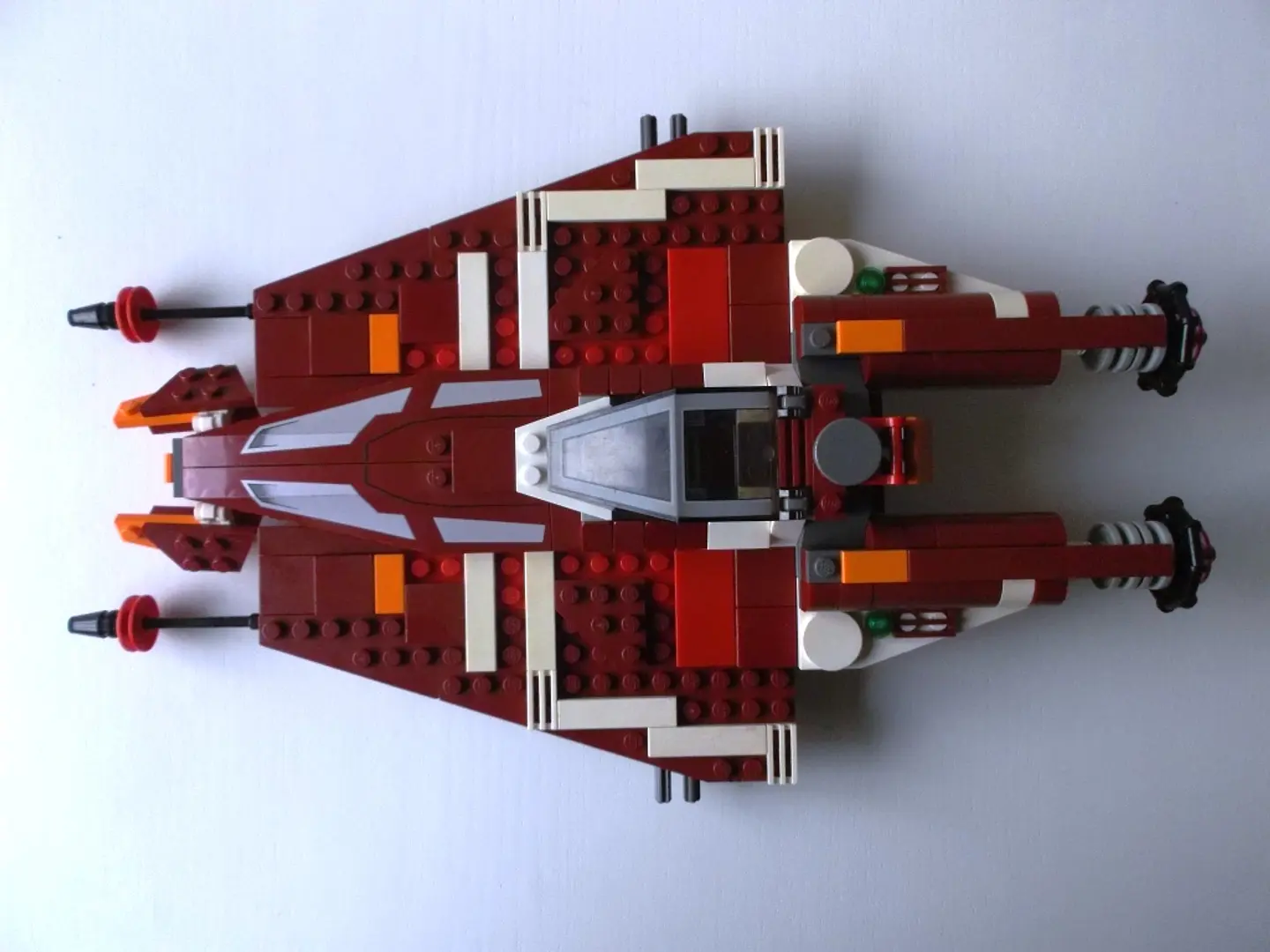 9497 - Republic Striker-class Starfighter 1