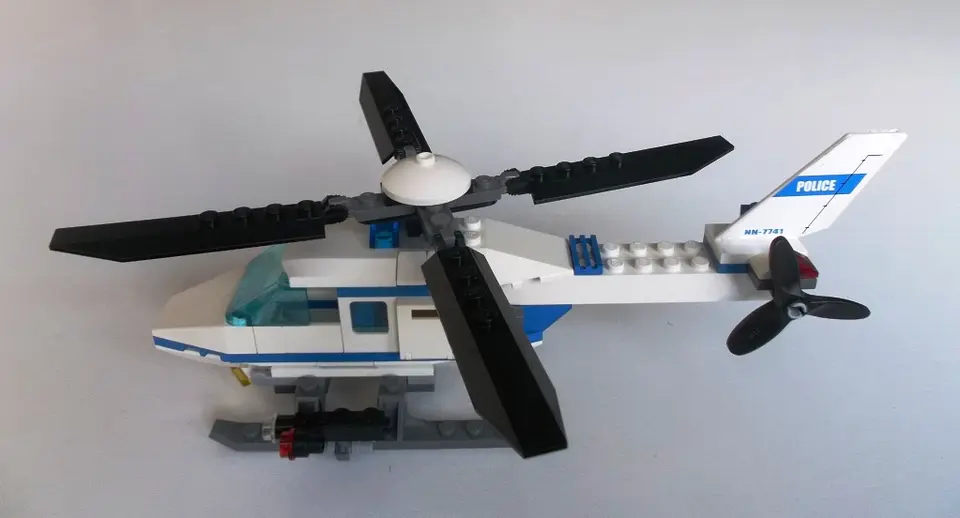 7741 - Helicóptero da policia 1