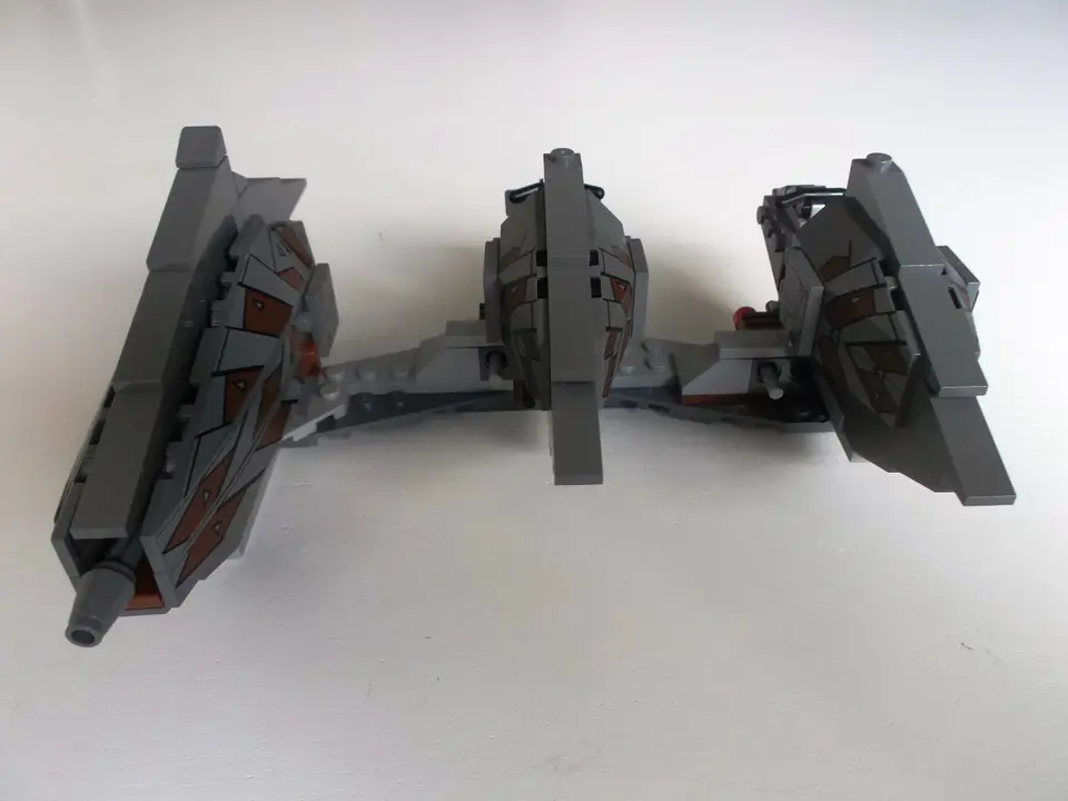 7957 - Sith Nightspeeder 4