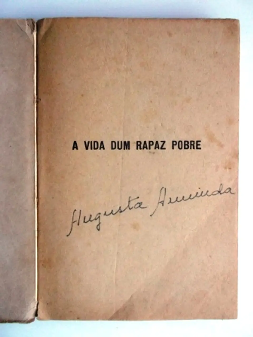 A Vida de um rapaz pobre 4