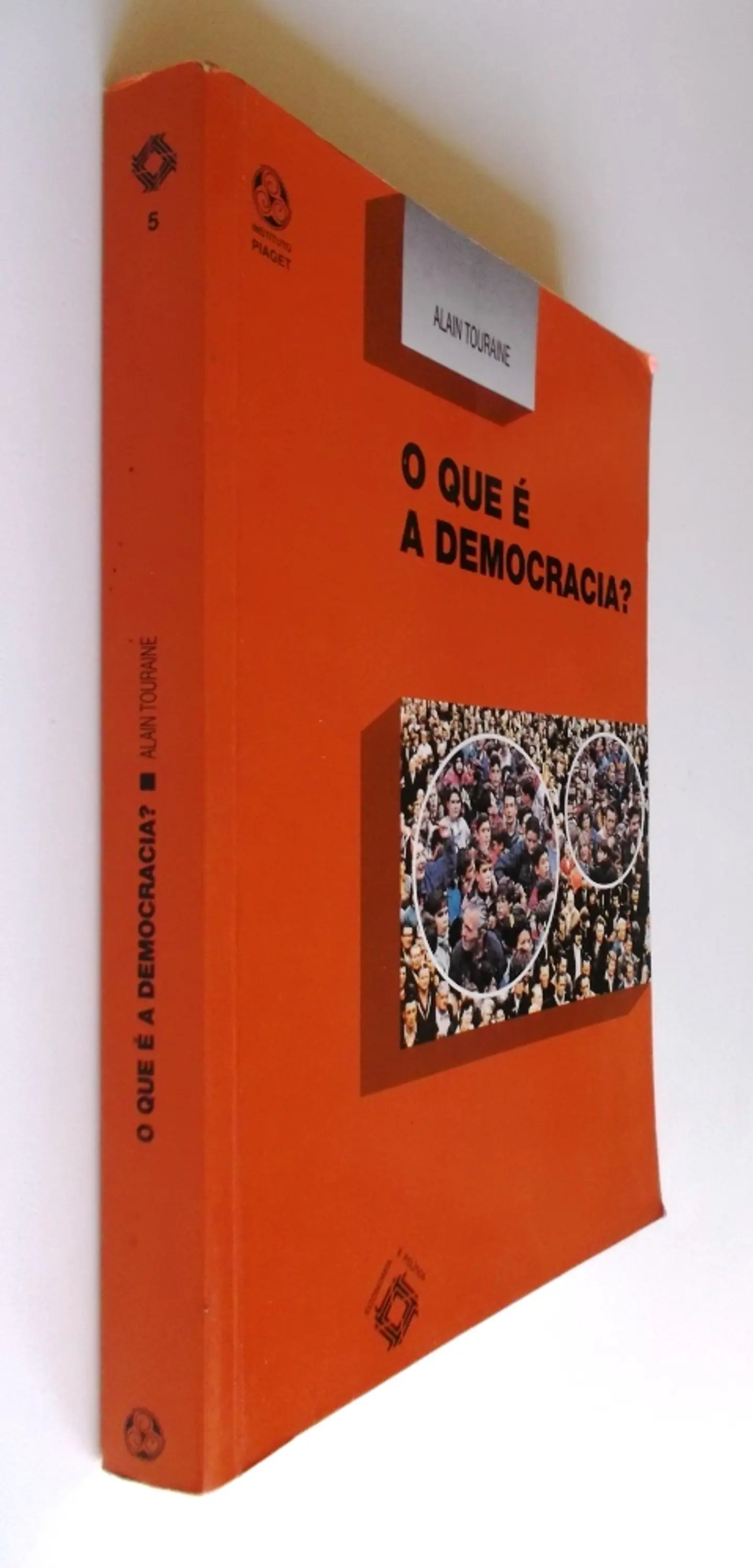O que é a democracia? 3