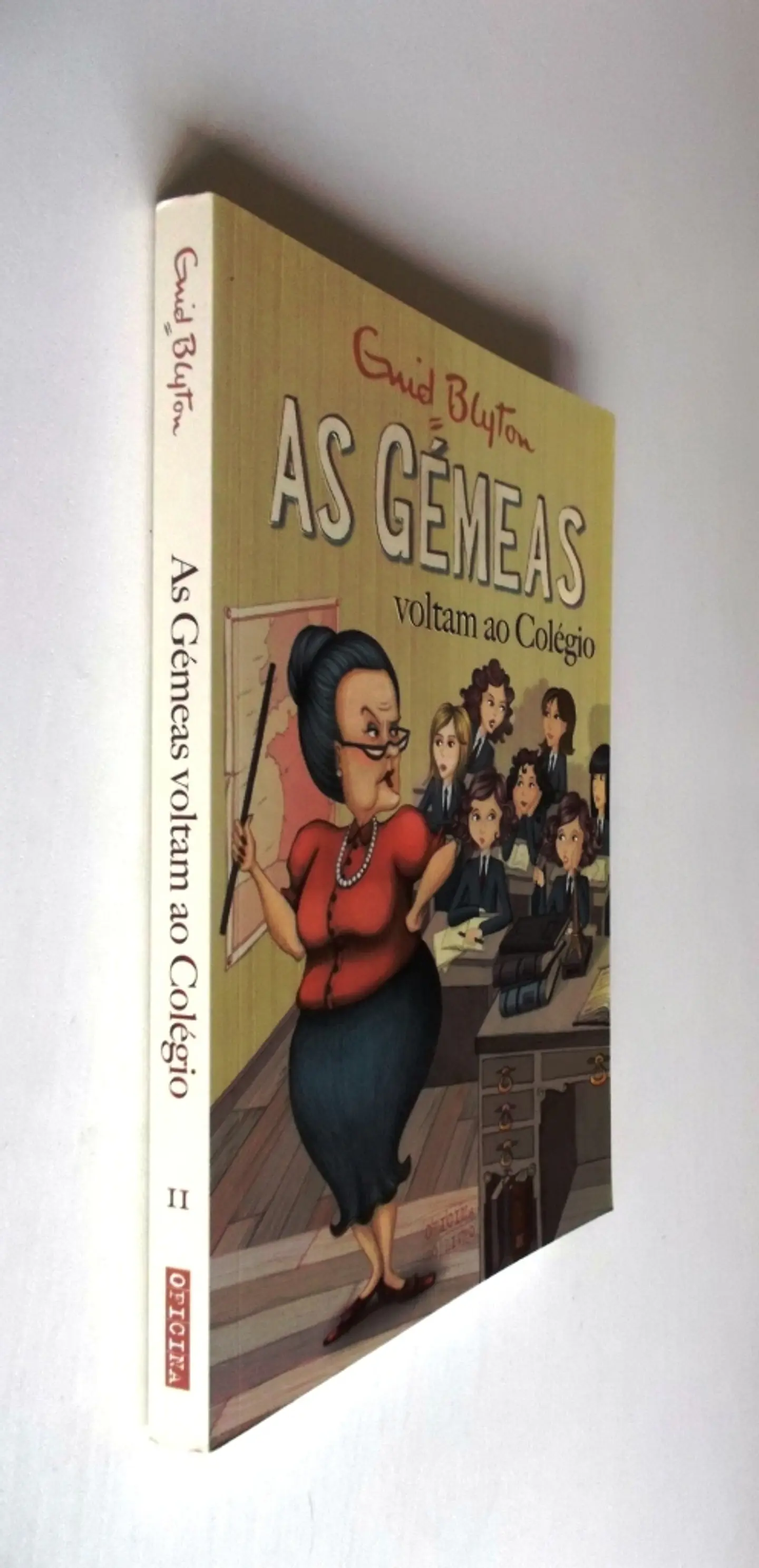 As gêmeas voltam ao colégio 3