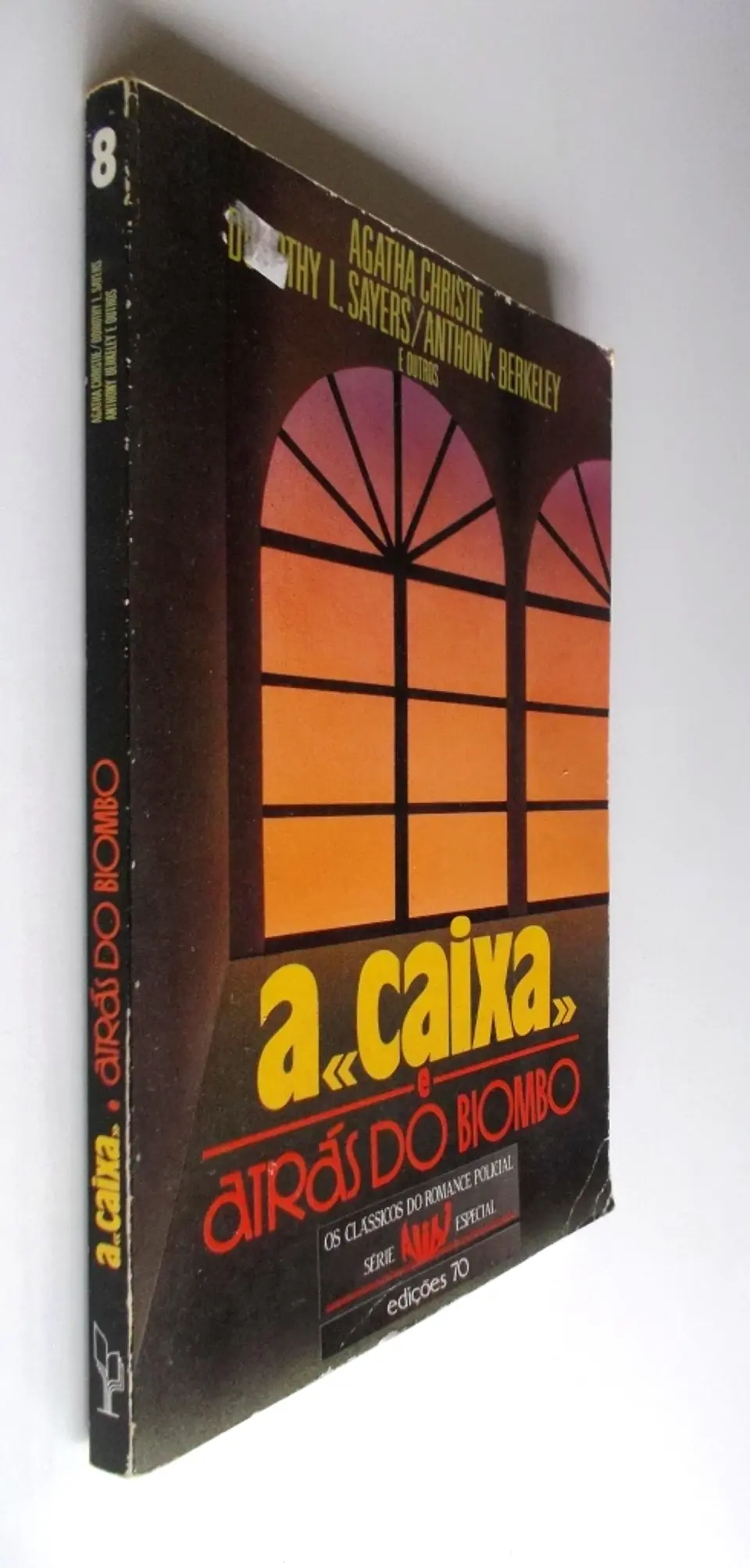 A Caixa / Atrás do Biombo 3