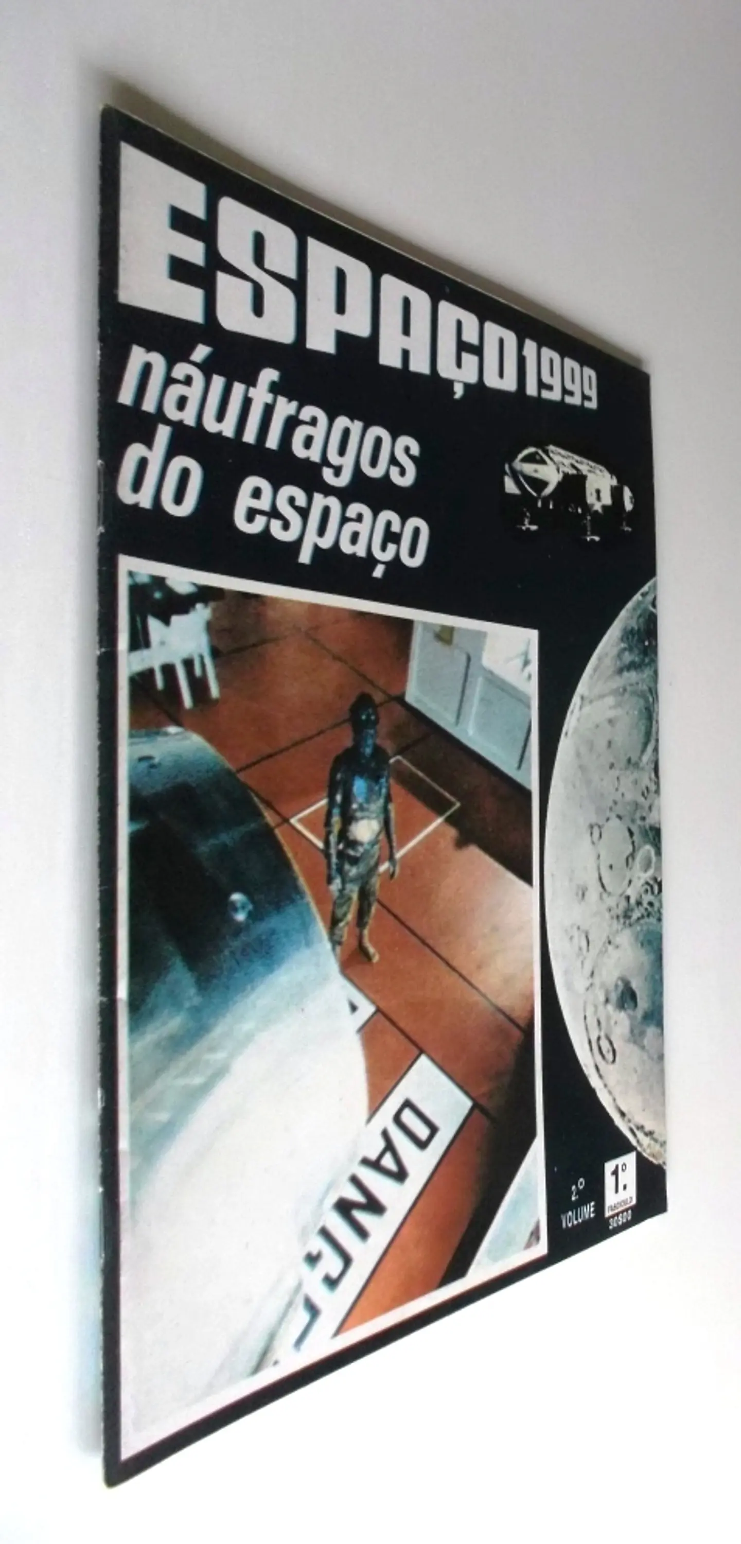 Espaço 1999 - Náufragos do Espaço - 2º volume 1º fascículo 3