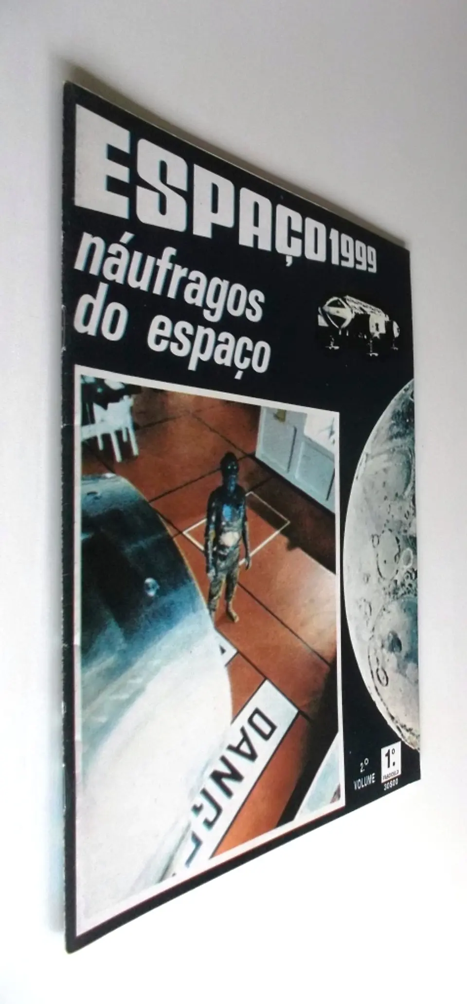 Espaço 1999 - Náufragos do Espaço - 2º volume 1º fascículo 3